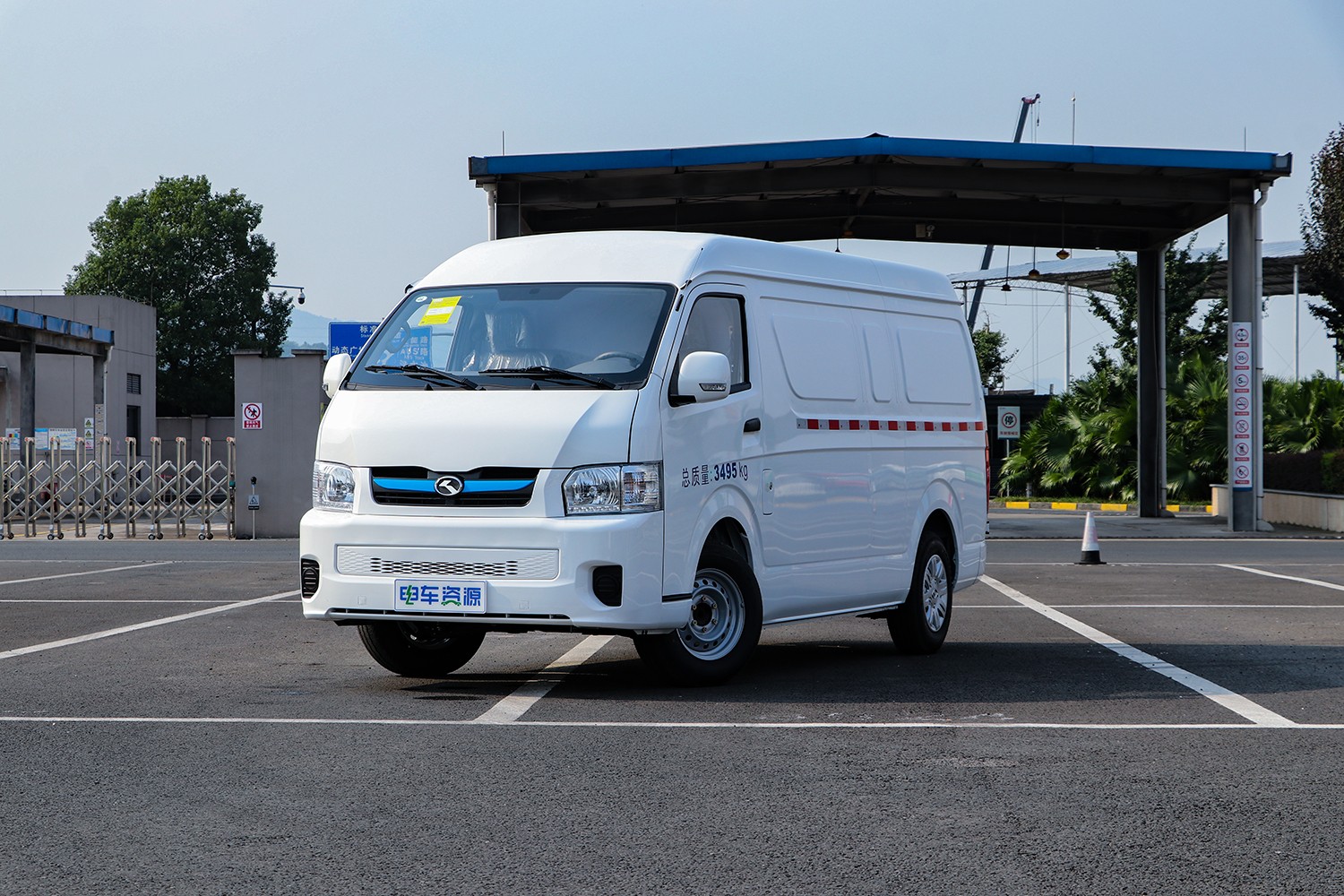 金龍龍耀8s出征 看經(jīng)典車型如何縱橫賽場
